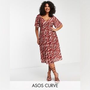 NWT. ASOS Curve  Pleated Twist Back Cap Sleeve Midi Dress.